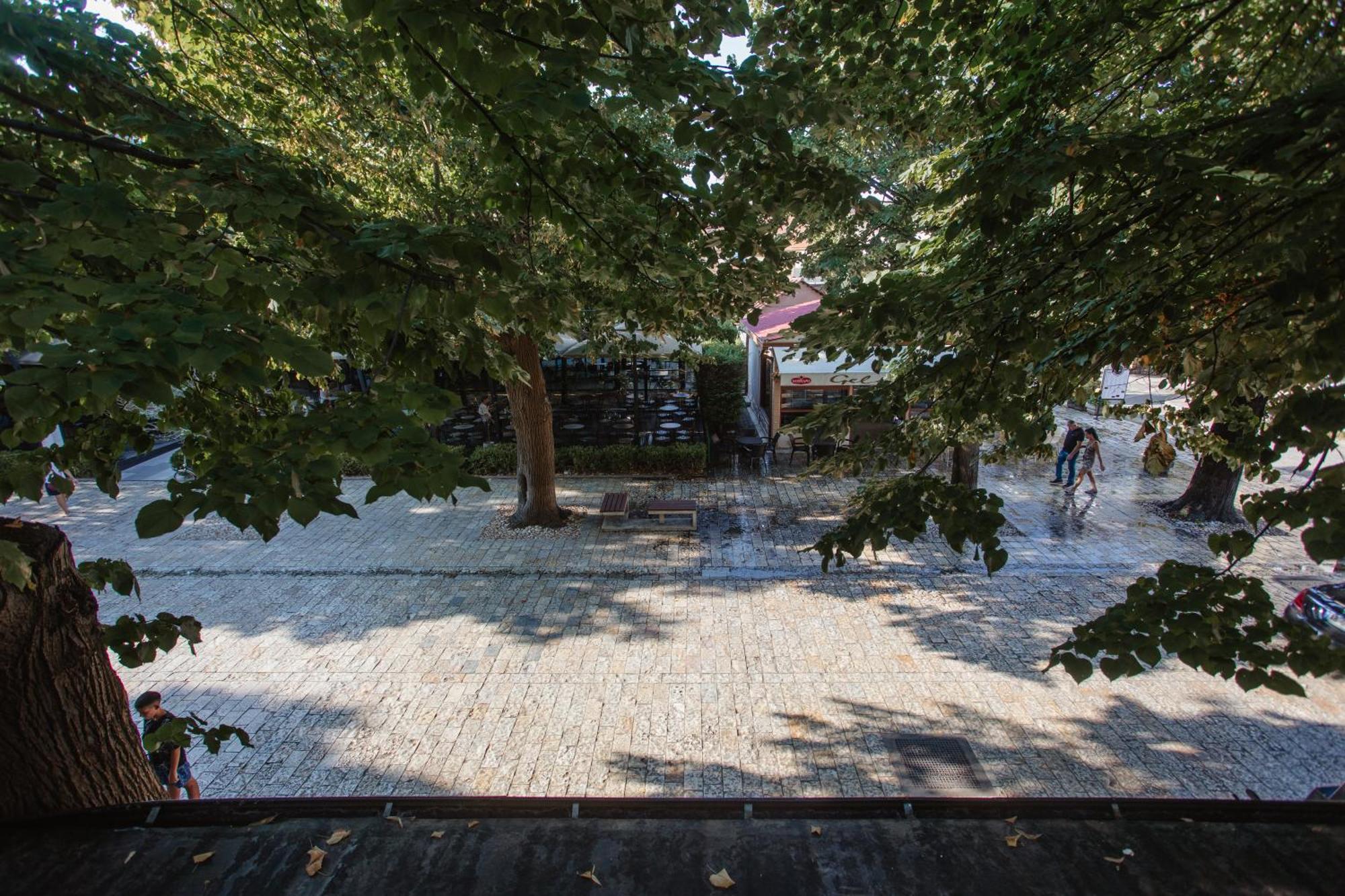 Downtown Hotel Shkoder Exterior photo